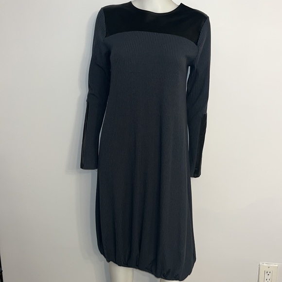 Womens long sleeve dress size Small - Picture 3 of 8